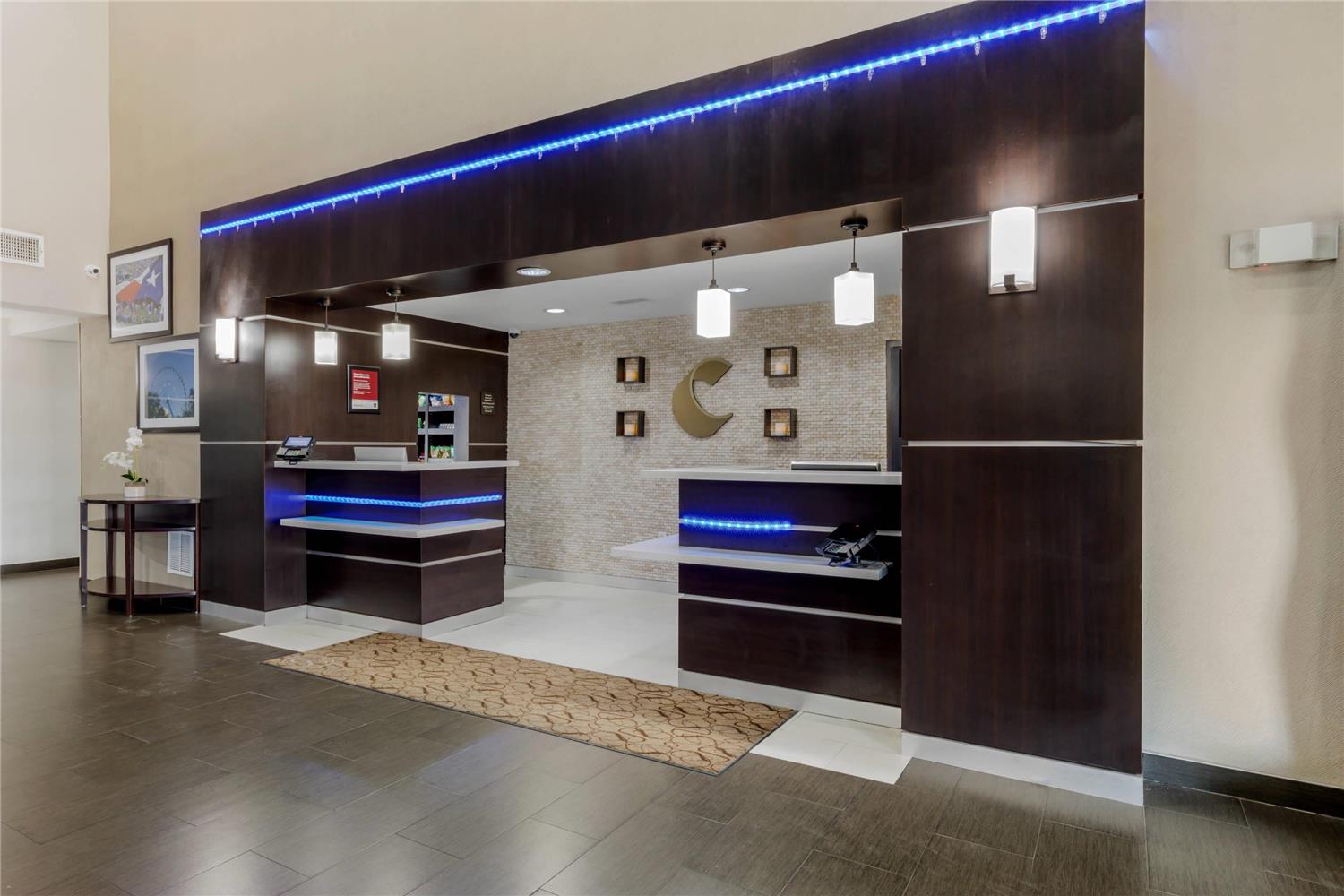 Comfort Suites Waco North - Near University Area 4/30