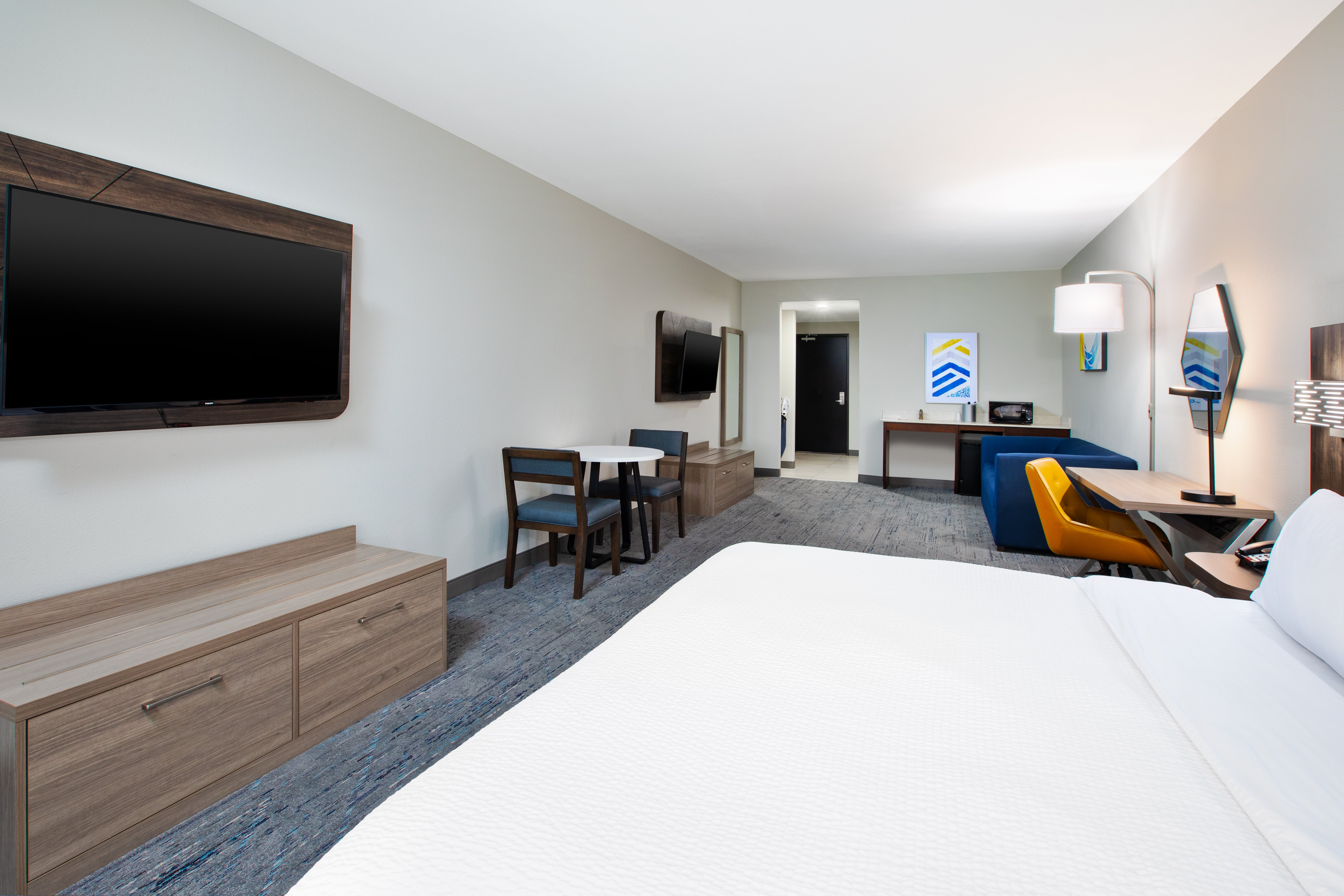 Deluxe, Suite, Accessible