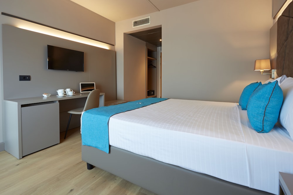 STANDARD, DOUBLE BED