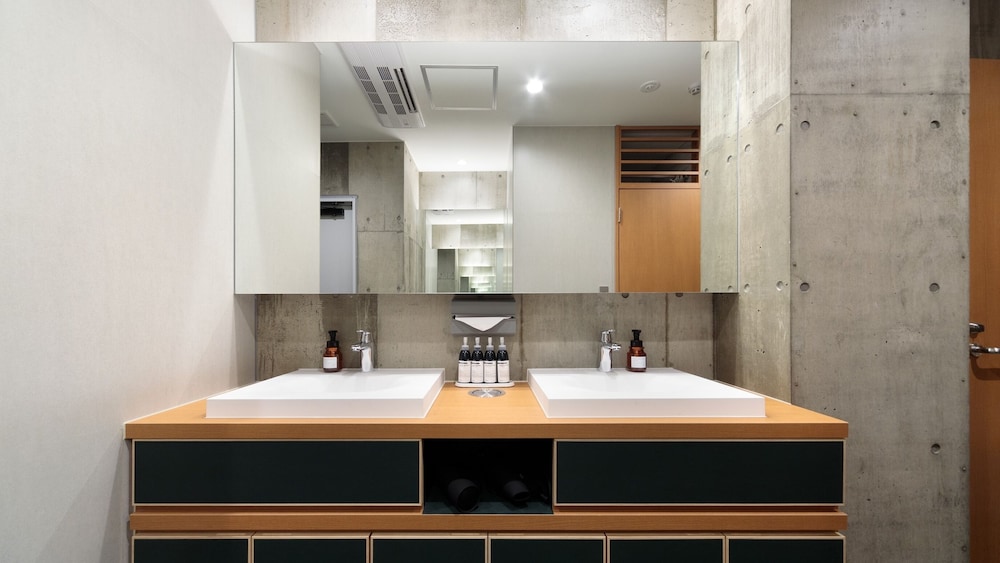 Bunshodo Hotel 47/50