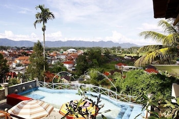Campago Resort Hotel 11/51