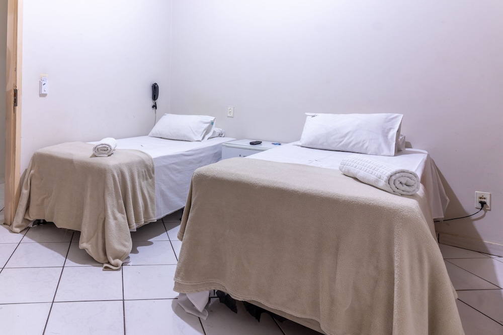 Hotel Los Angeles 13/40