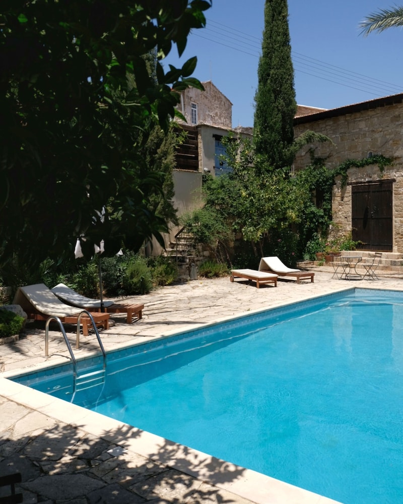 Porfyrios Country House 34/39
