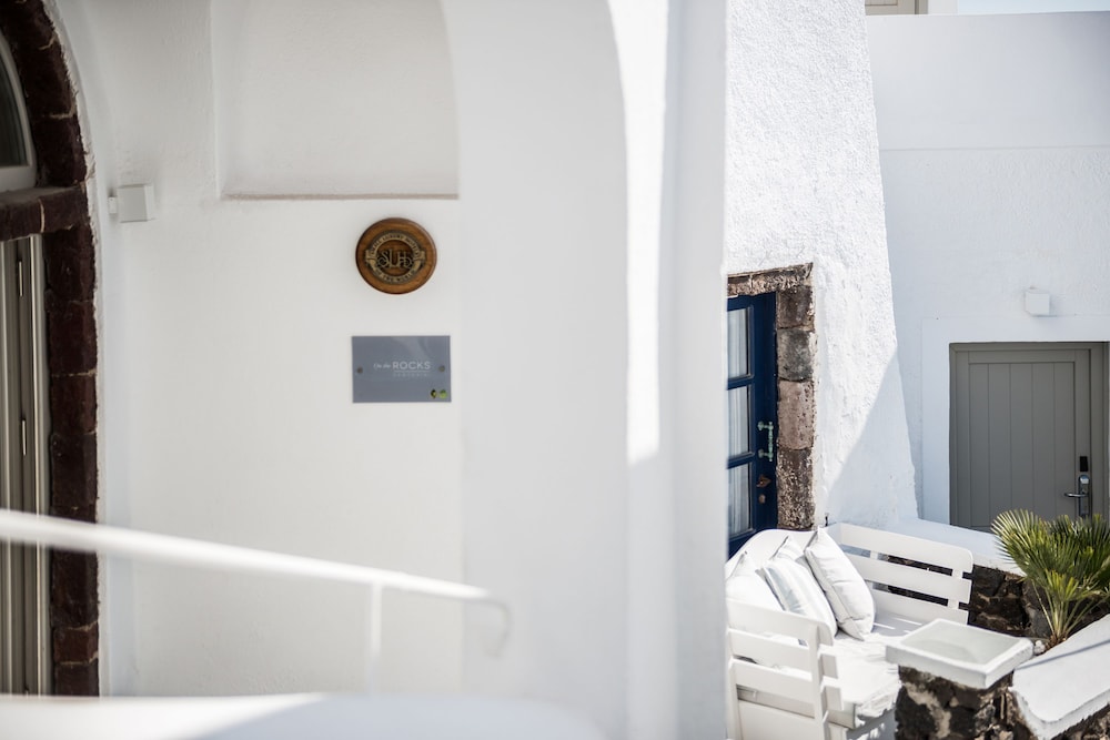 On The Rocks Santorini - Adults only 53/67