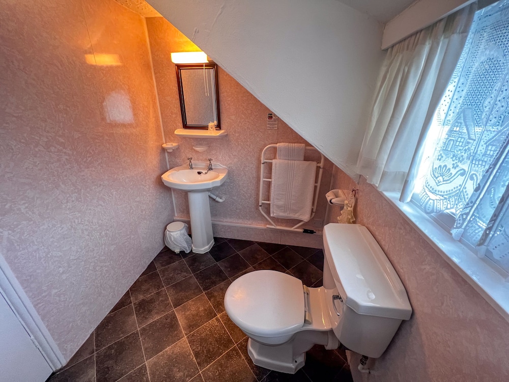 Gwesty Minffordd Hotel 49/50