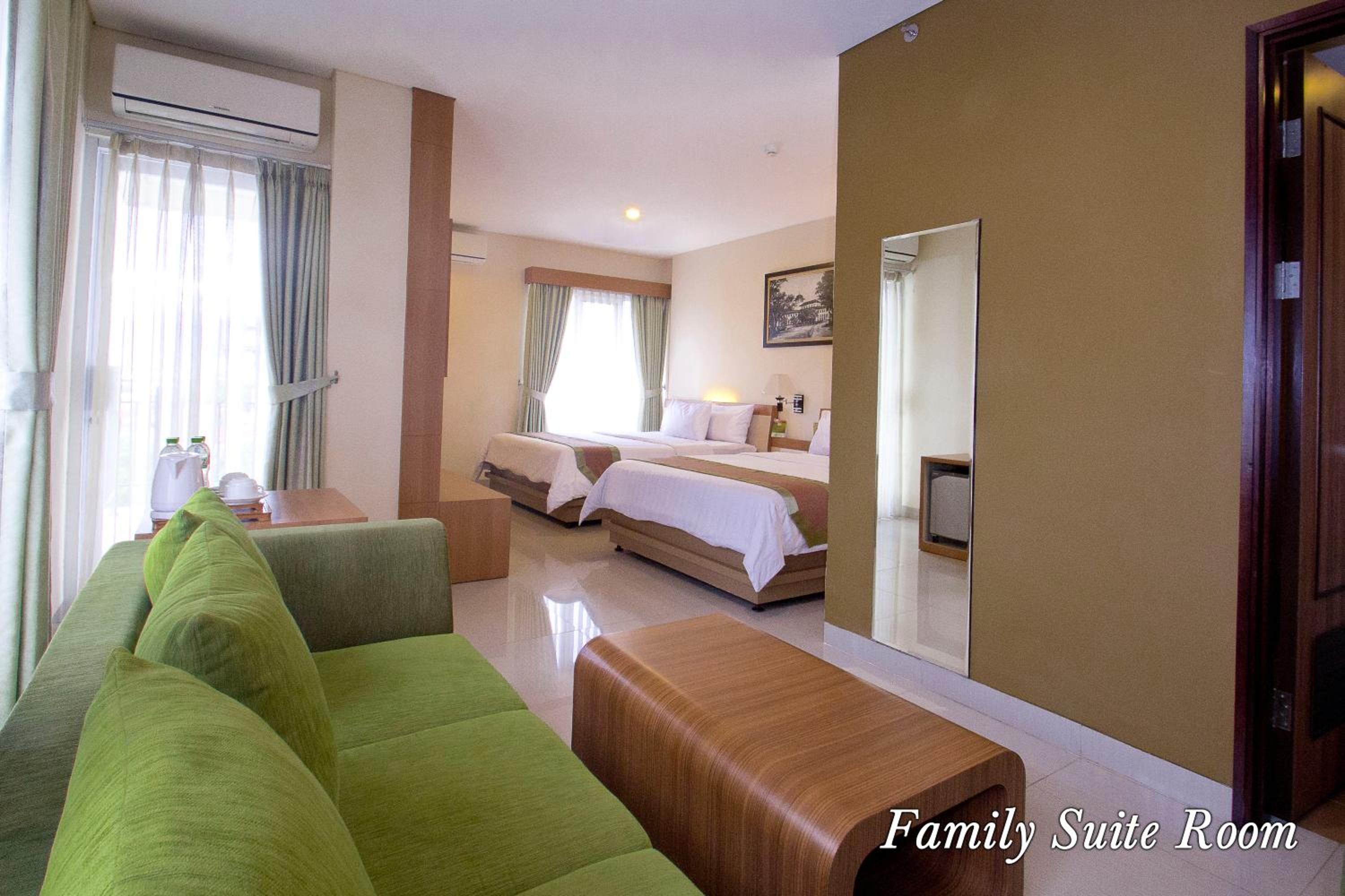 غرفة غراند عائلية بسريرين كوين، De Batara Hotel 2/2