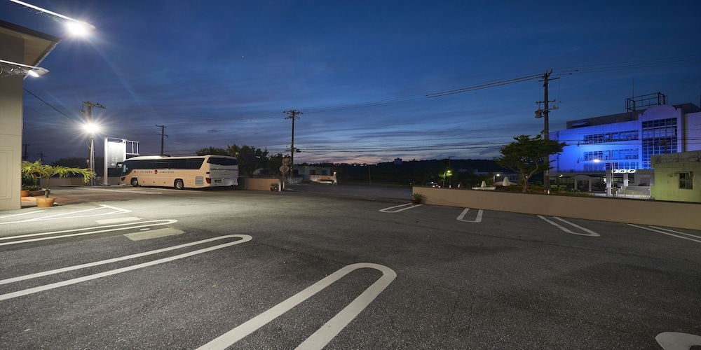 Crown Hotel Okinawa Annex 40/50