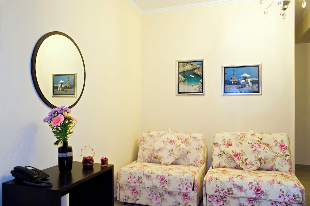 Areti Suites 32/50