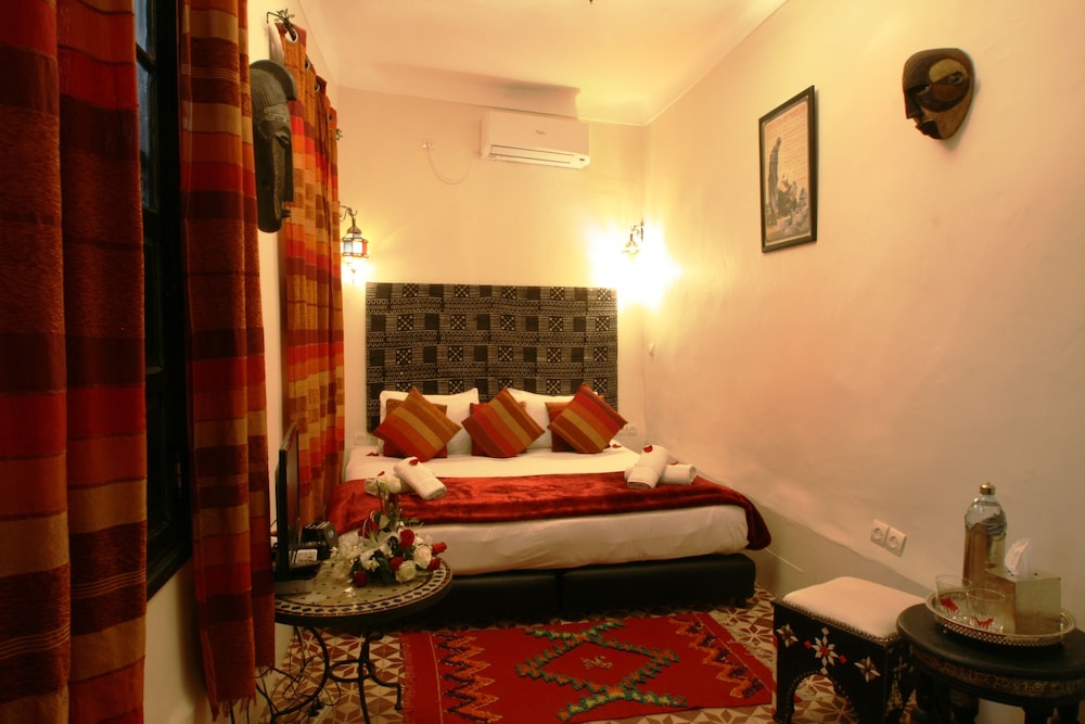 RIAD AFRICA 51/80