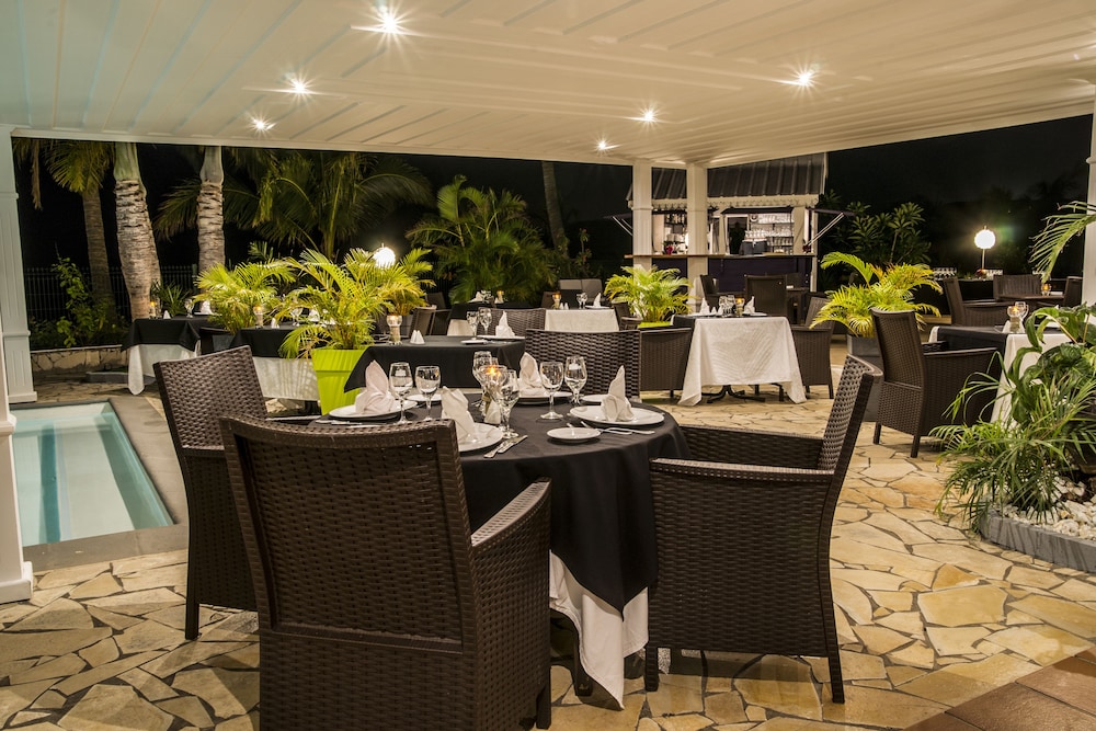 Hotel Latitude 21 40/58