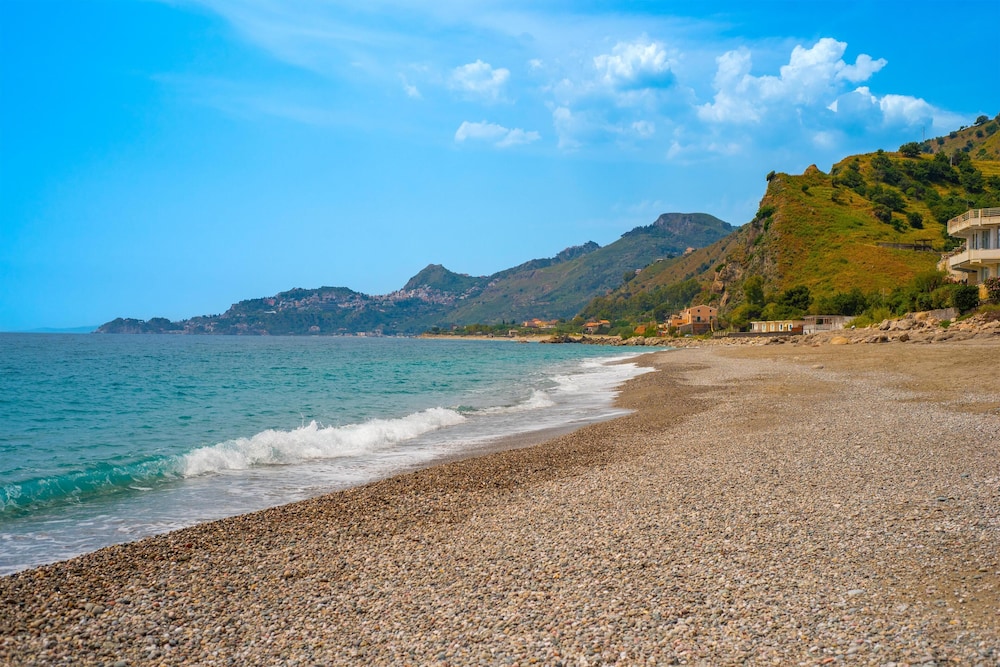 Baia Taormina Hotel 46/50