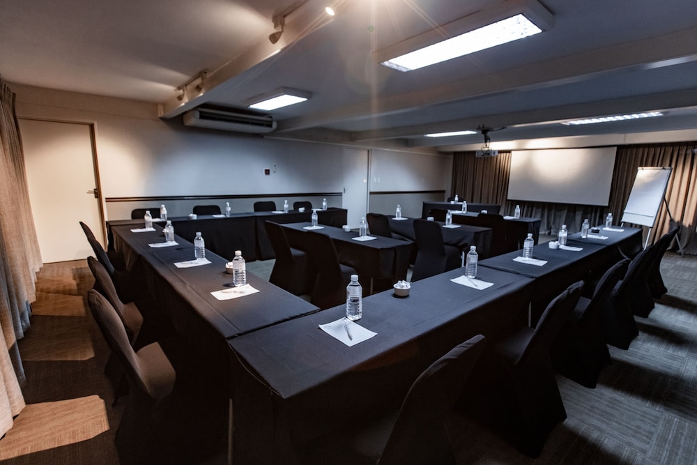 White River Lodge 26/34