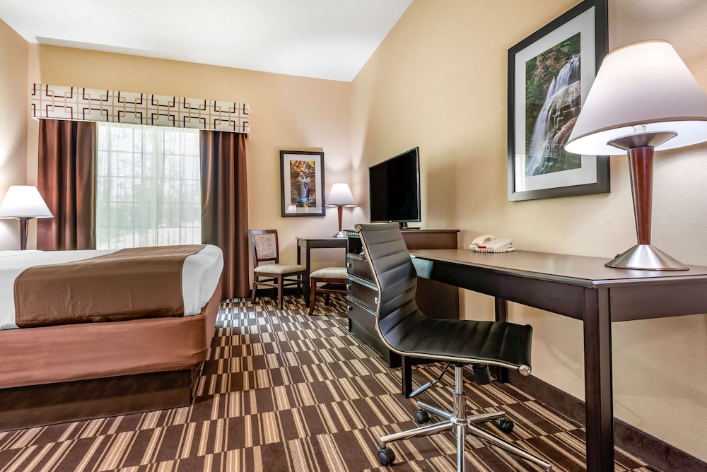 Best Western Plus Victor Inn & Suites 25/35