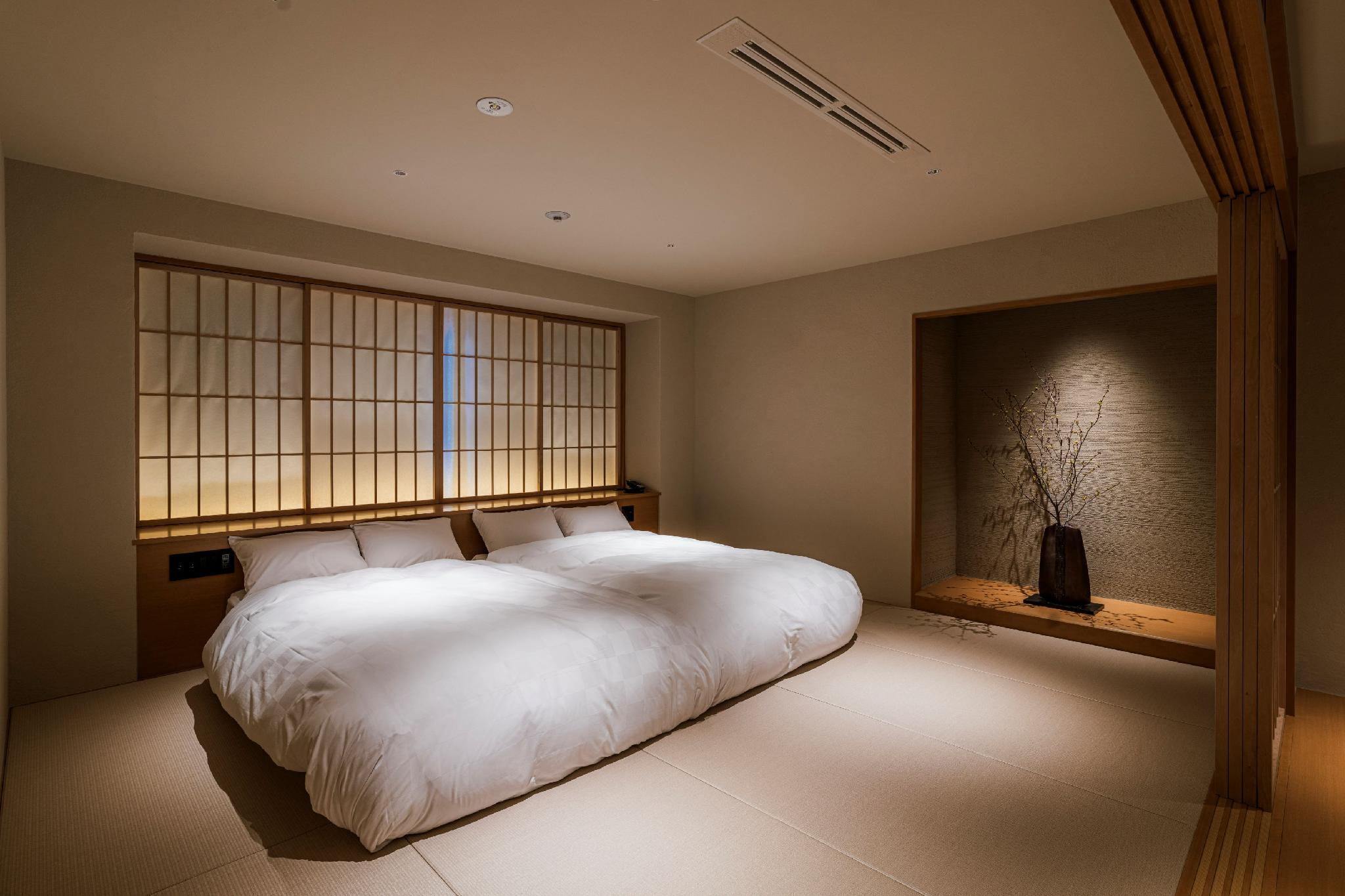 Japanese Western, Pearl, Deluxe, Suite