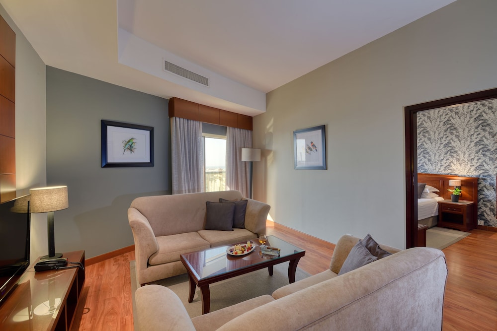 Majestic City Retreat Hotel 42/70