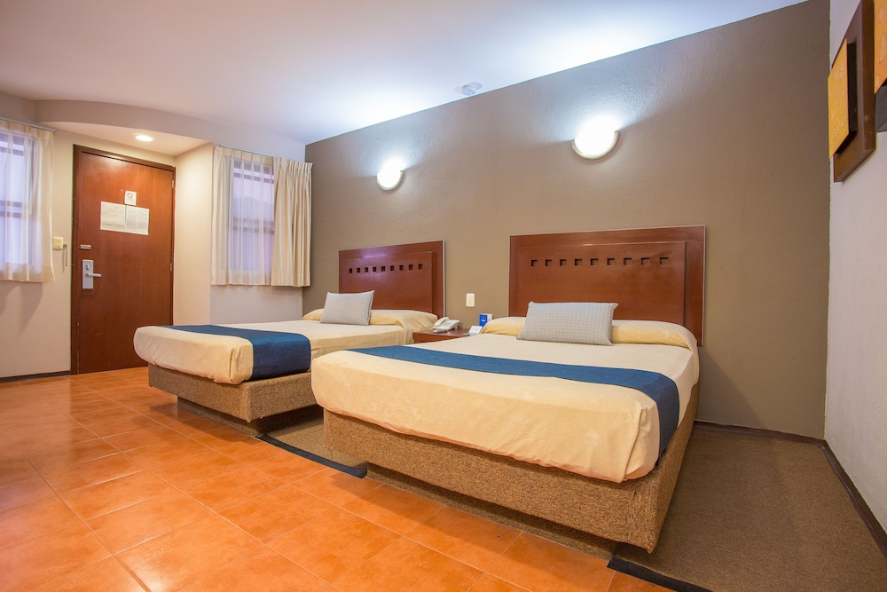 SUPERIOR, 2 DOUBLE BEDS