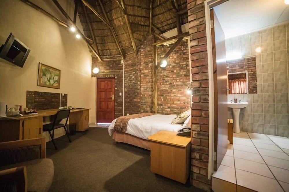 Acacia Guesthouse 11/40