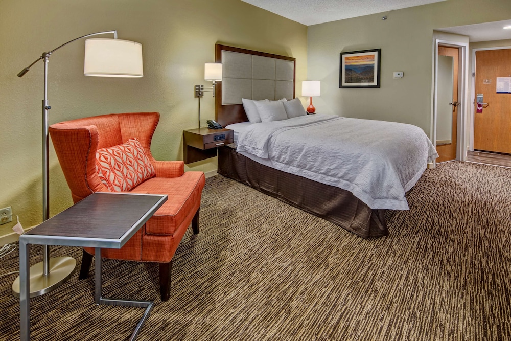 Hampton Inn By Hilton Concord/Kannapolis 13/35
