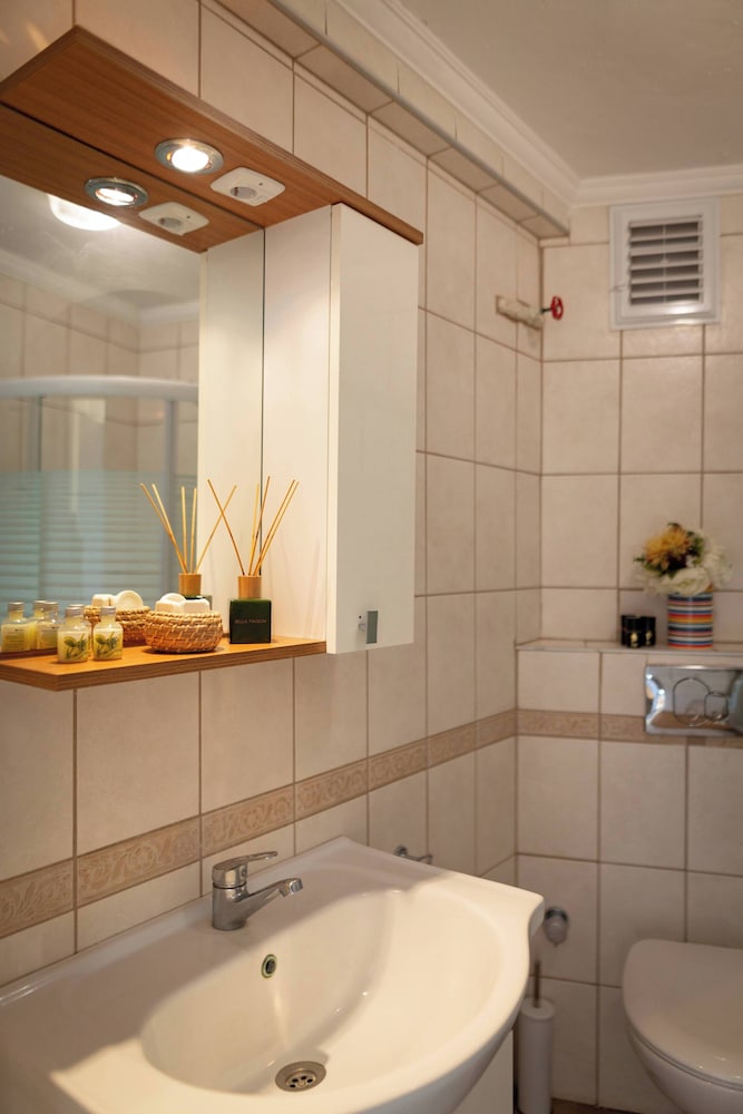 Aqua Nina Hotel 47/50