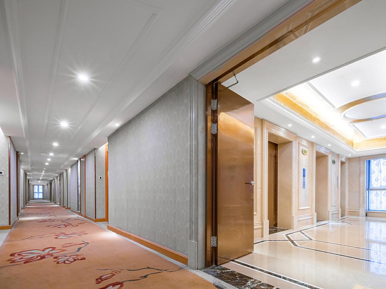 Vienna International Hotel (Hangzhou Xiaoshan Airport Yaqian) 6/34