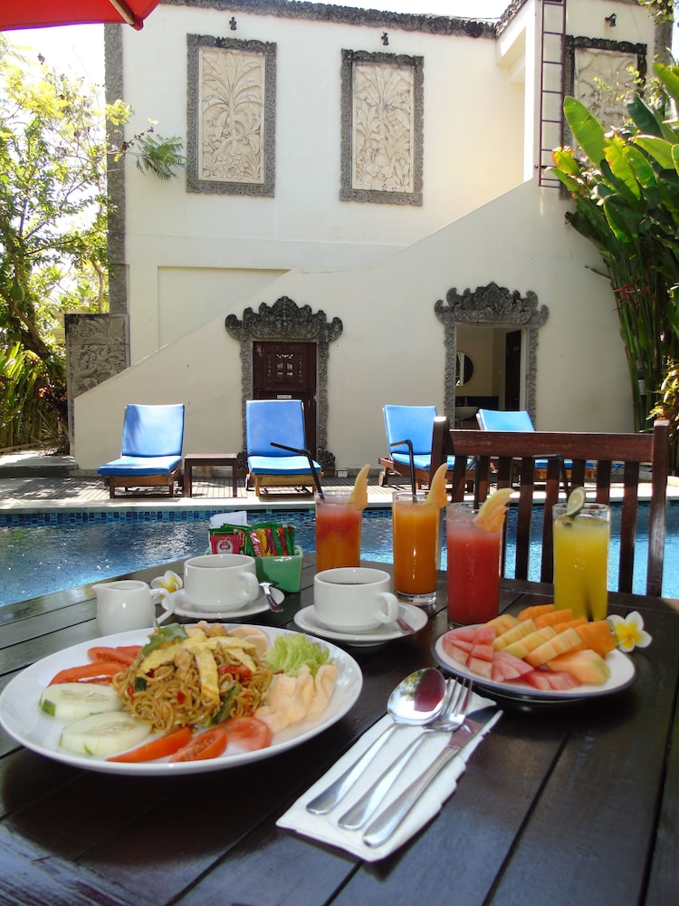 Aman Sari Villa 14/30