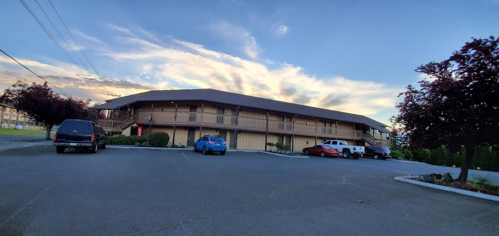 Olympic View Inn 5/49