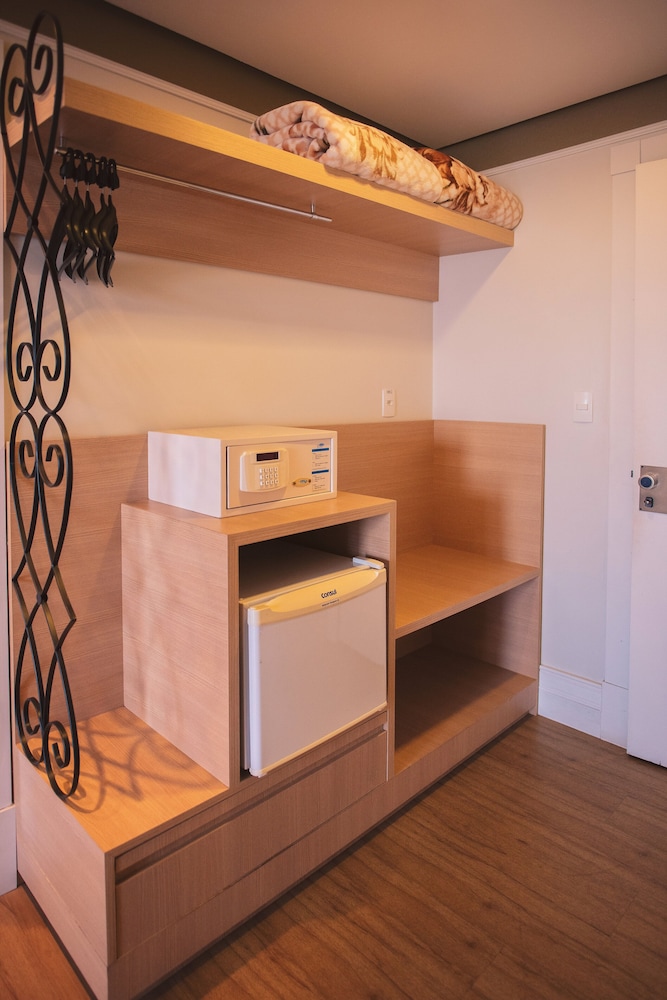 Hotel Renar 27/73