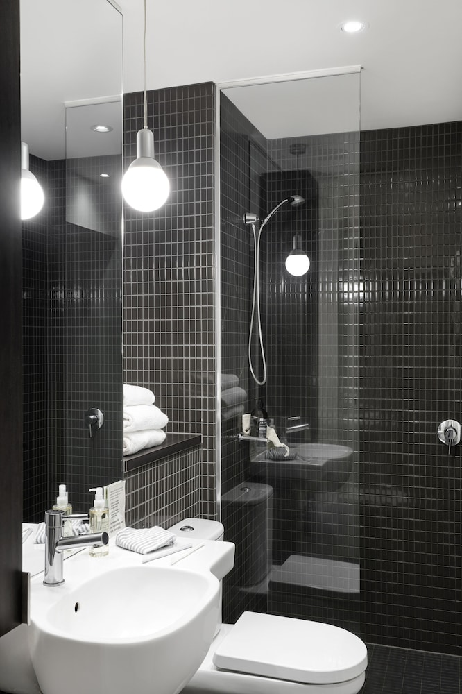 PUNTHILL SOUTH YARRA GRAND 18/61