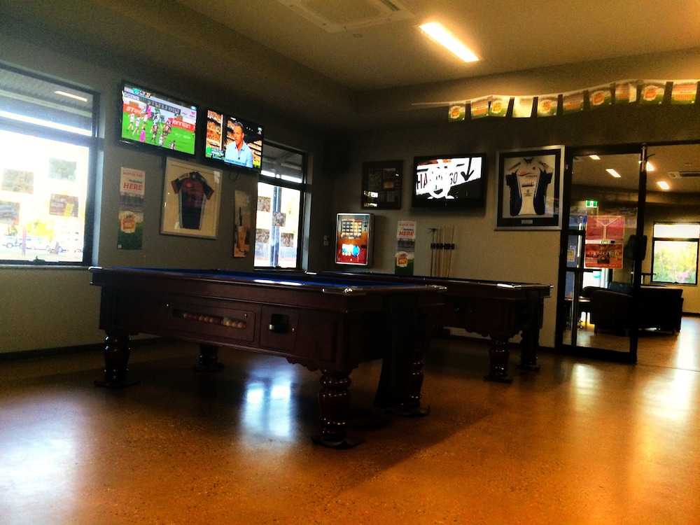 SPINIFEX HOTEL 22/39
