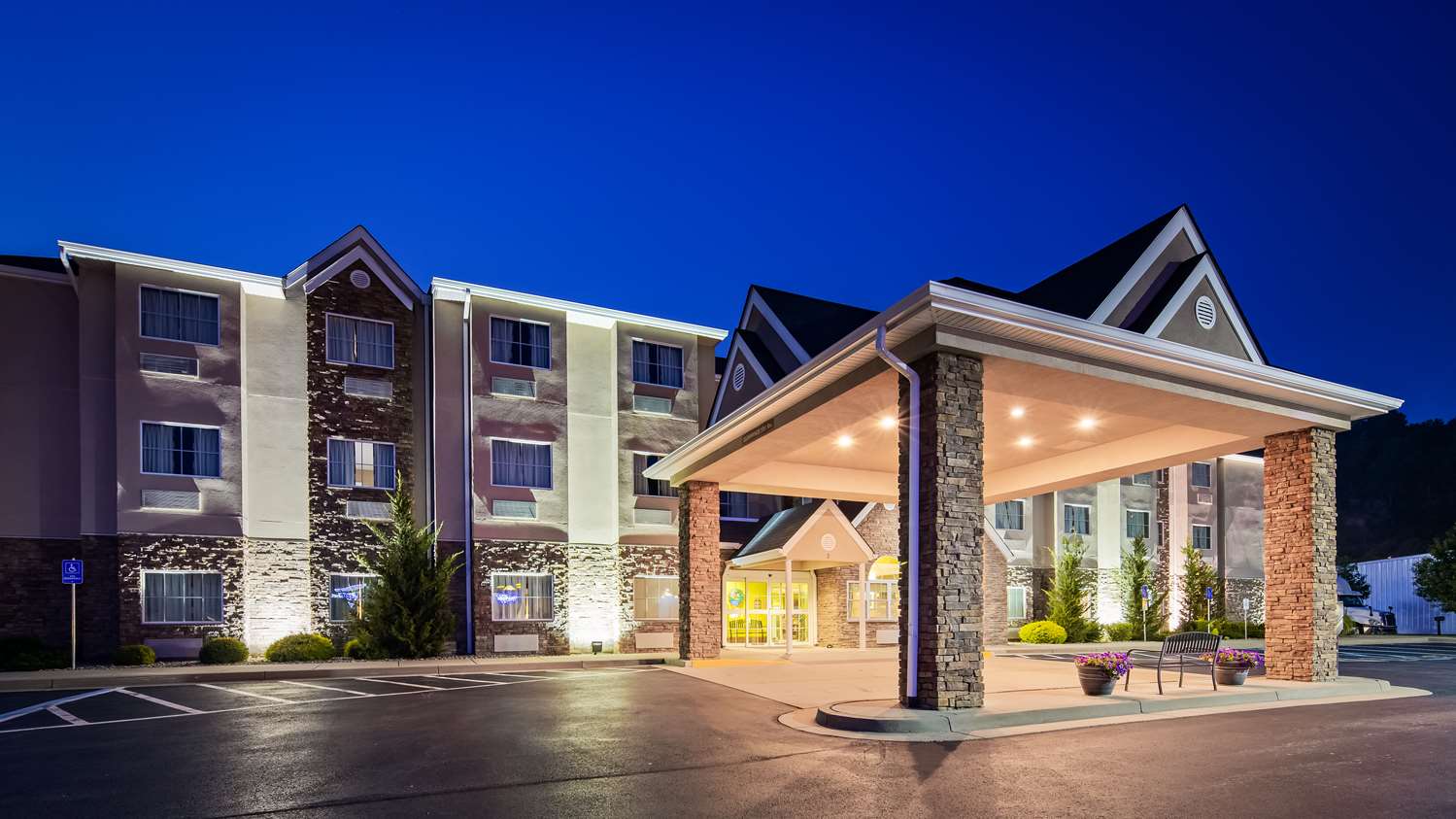 SureStay Plus Hotel by Best Western Buckhannon 2/26