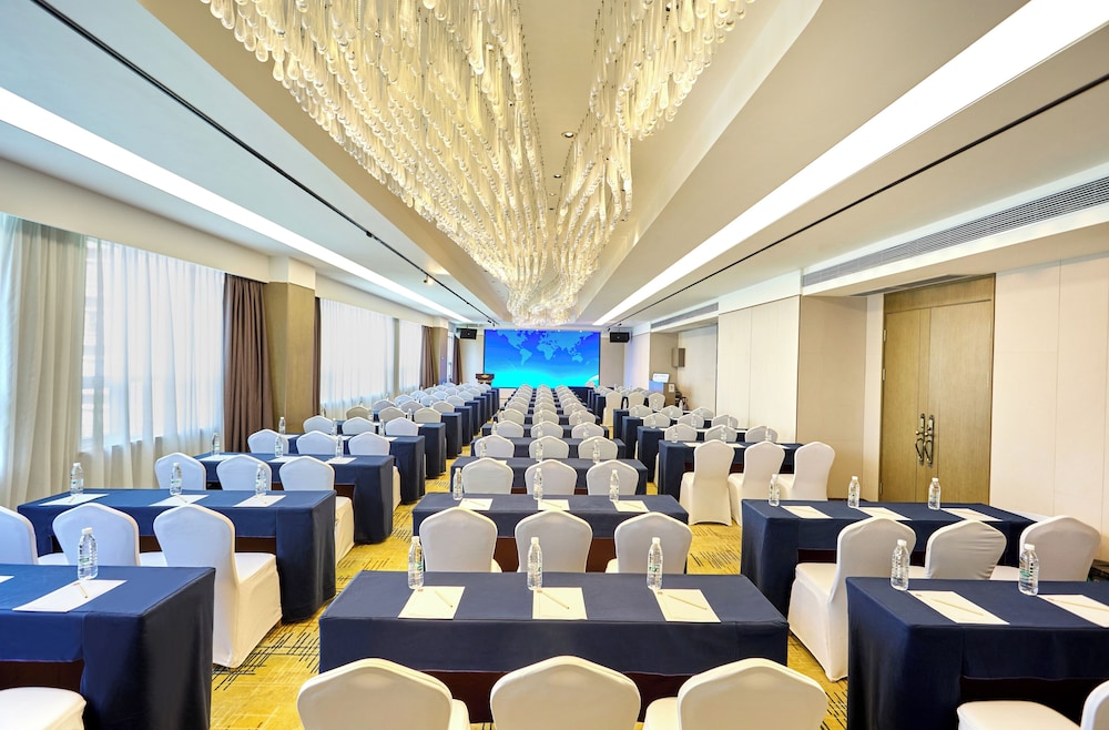 Nan Yang Royal Hotel 38/47