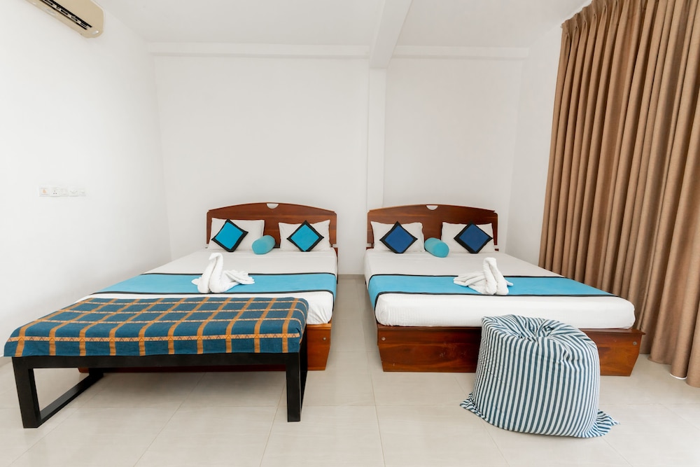 Vacanza Hotel 11/46
