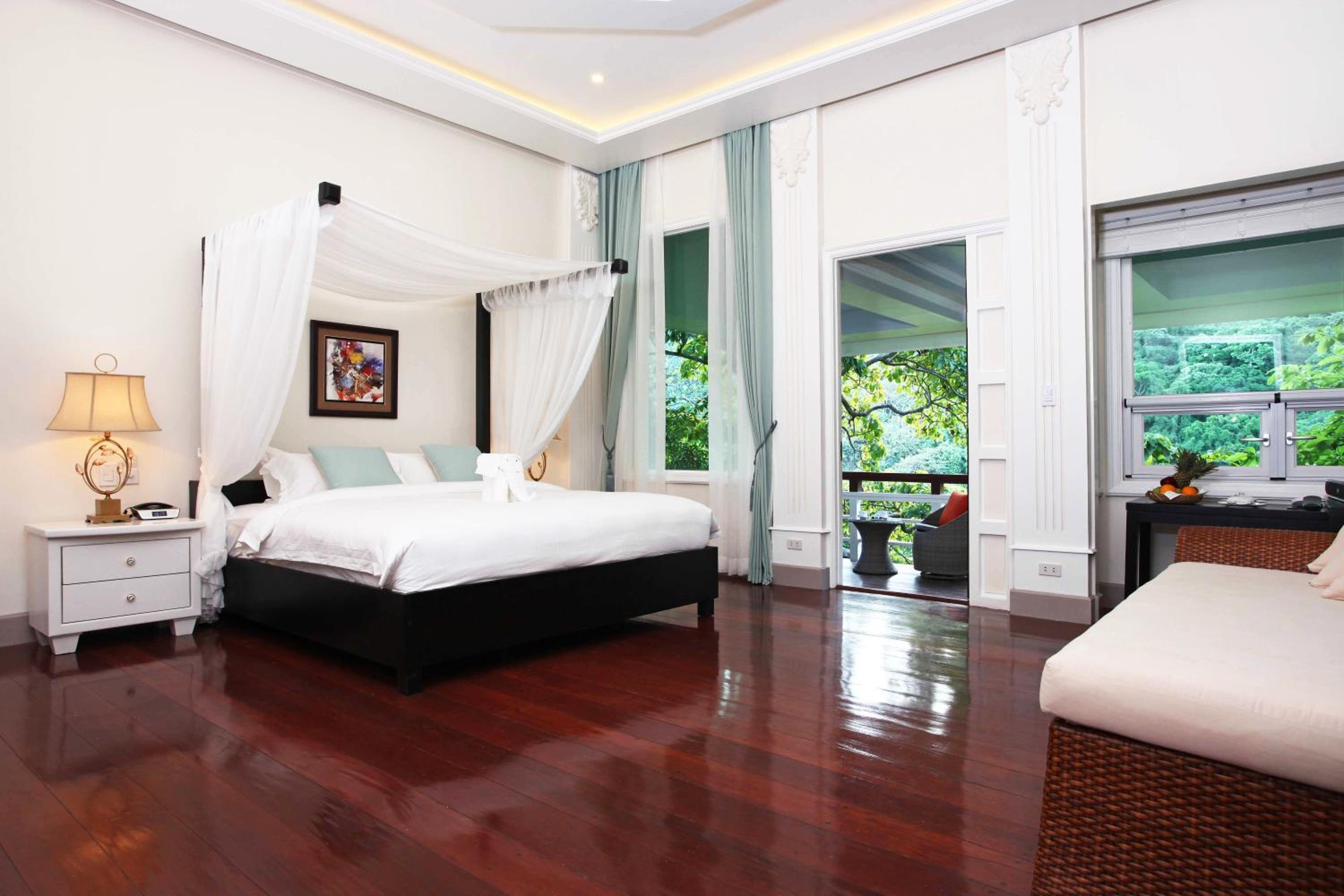 Villa, Forest View