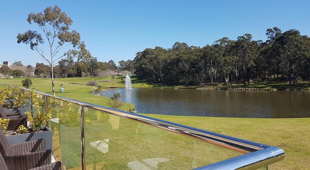 Lakeside Hotel And Conference Centre 27/49