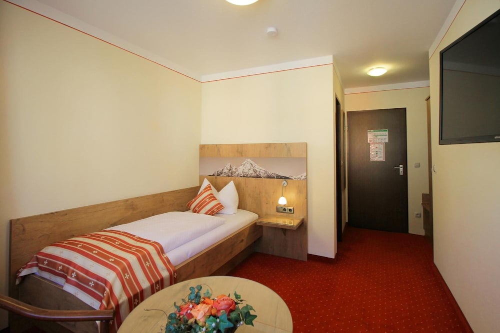 Alpenhotel Brennerbascht 11/40
