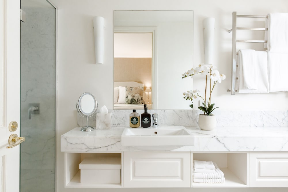 Spicers Clovelly Estate 24/73