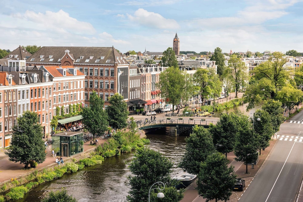 Avani Museum Quarter Amsterdam Hotel (former NH Amsterdam Museum Quarter) 41/50