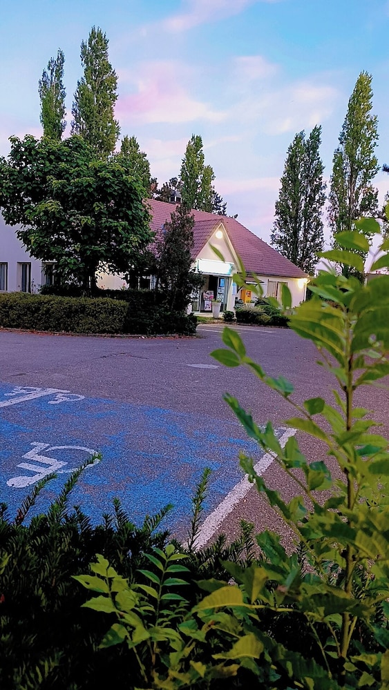 Kyriad Direct Metz Nord – Woippy 27/37