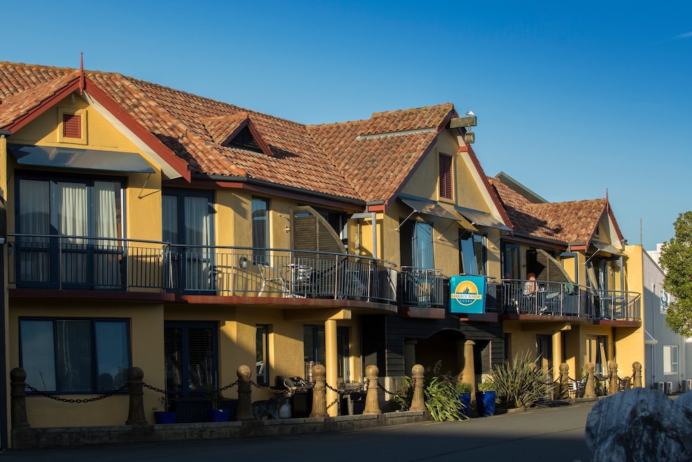 Harbourside Lodge 4/64