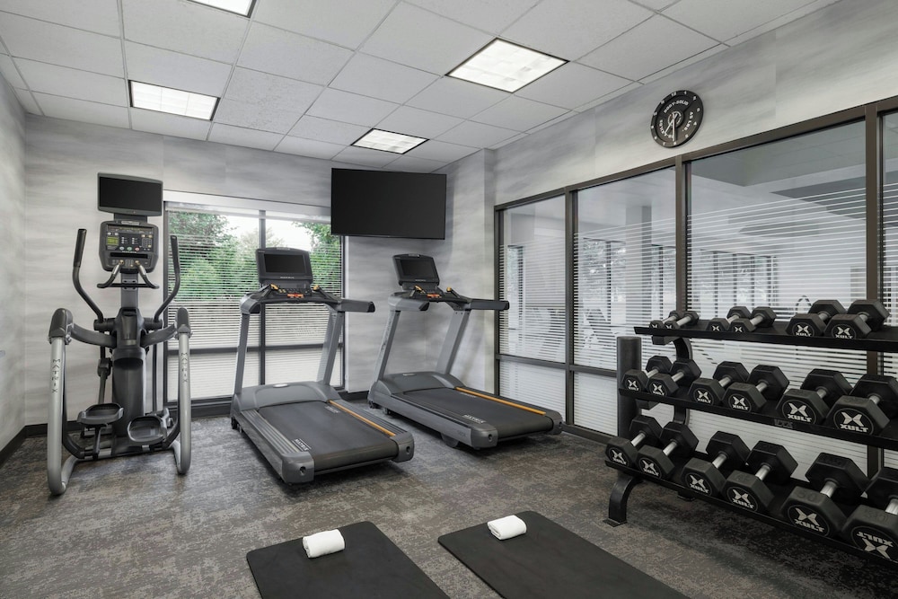 Fairfield Inn Suites Cumberland 22/50