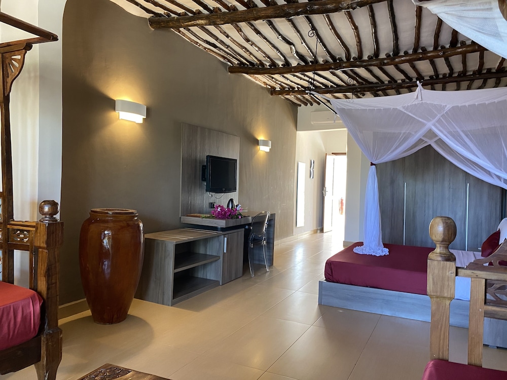 Ora Myblue Hotel 23/50