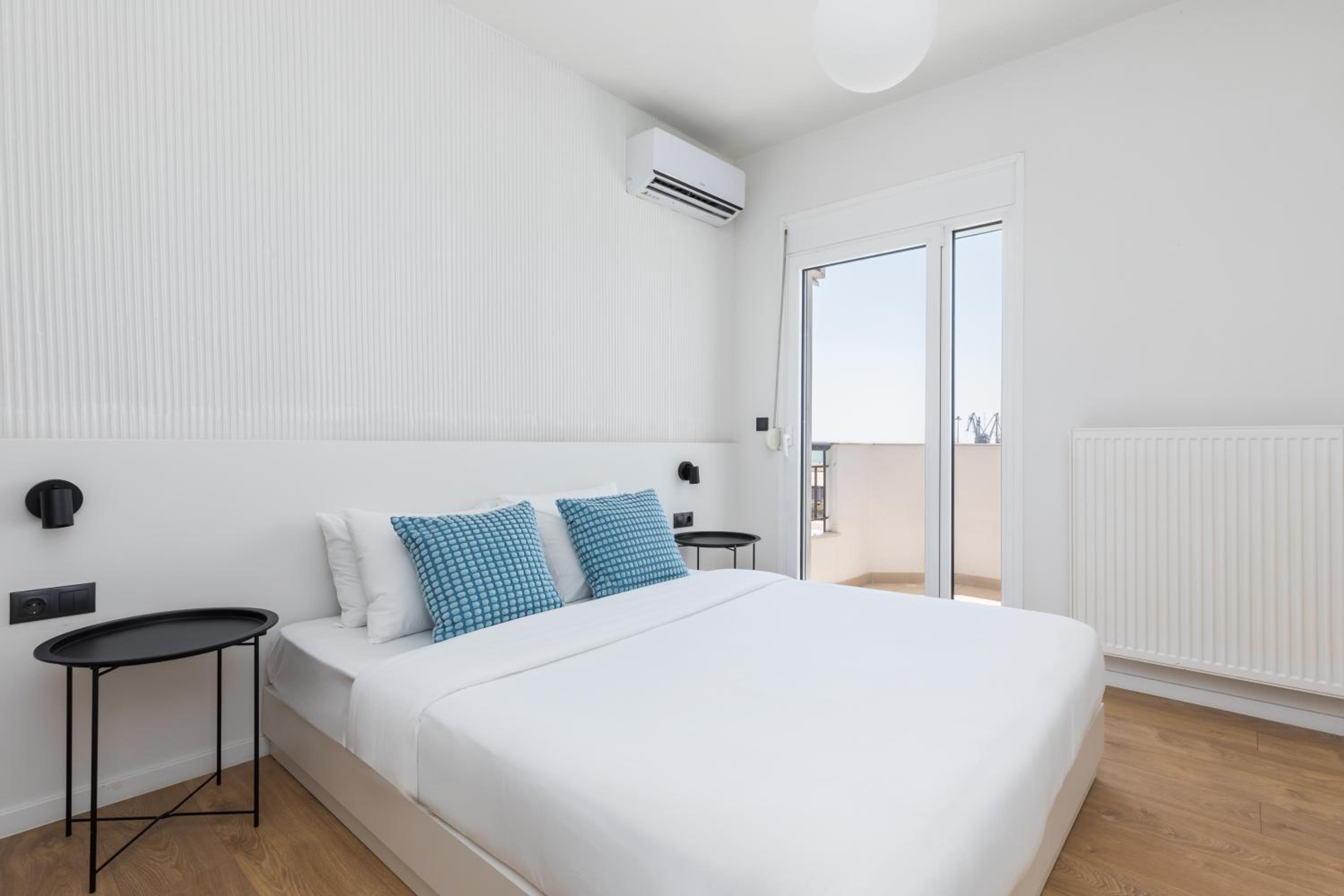 Celine: Apartments in the center 3/14