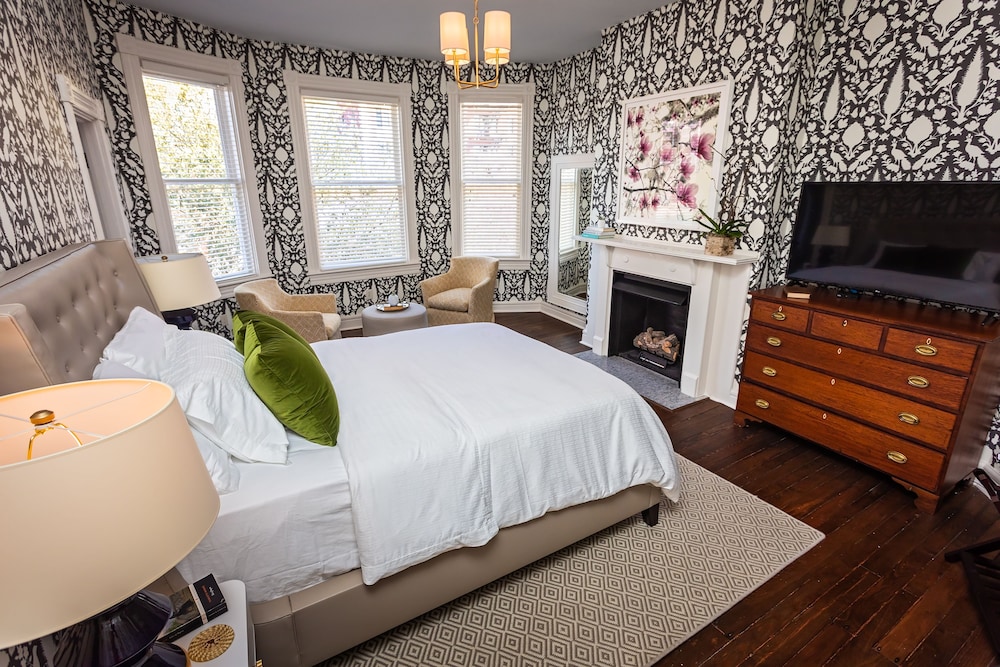 Freemason Inn - Bed &amp; Breakfast 12/36