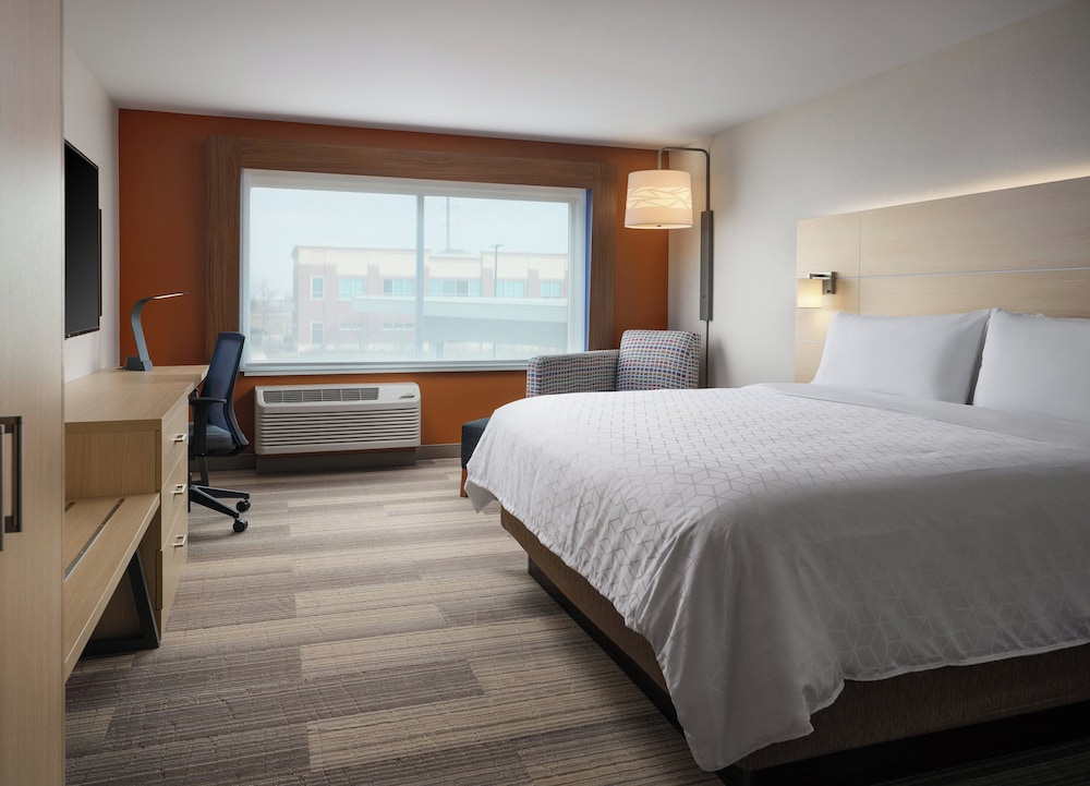 Standard, King Bed, Accessible