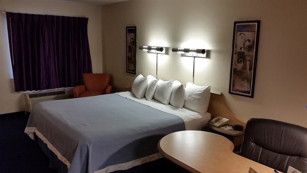 Days Inn by Wyndham Buena Park 18/34