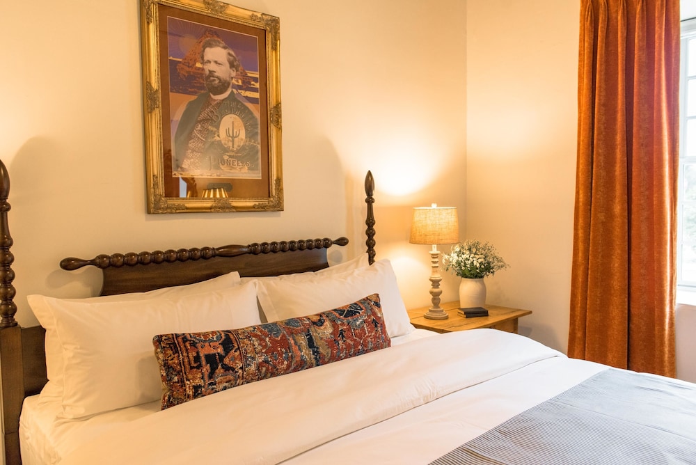 The Armory Park Inn 7/50