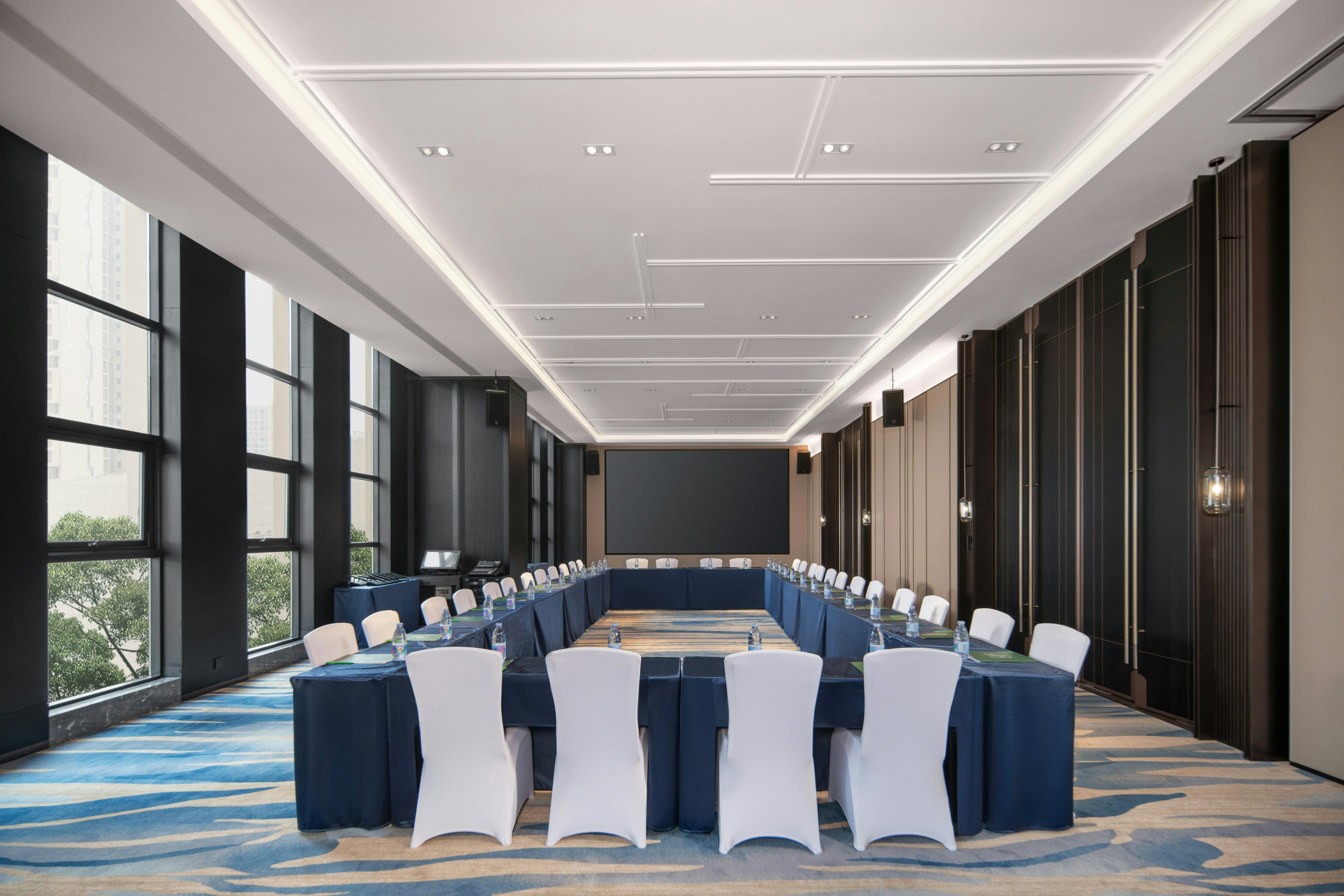 Holiday Inn Chongqing Shuangfu 13/16