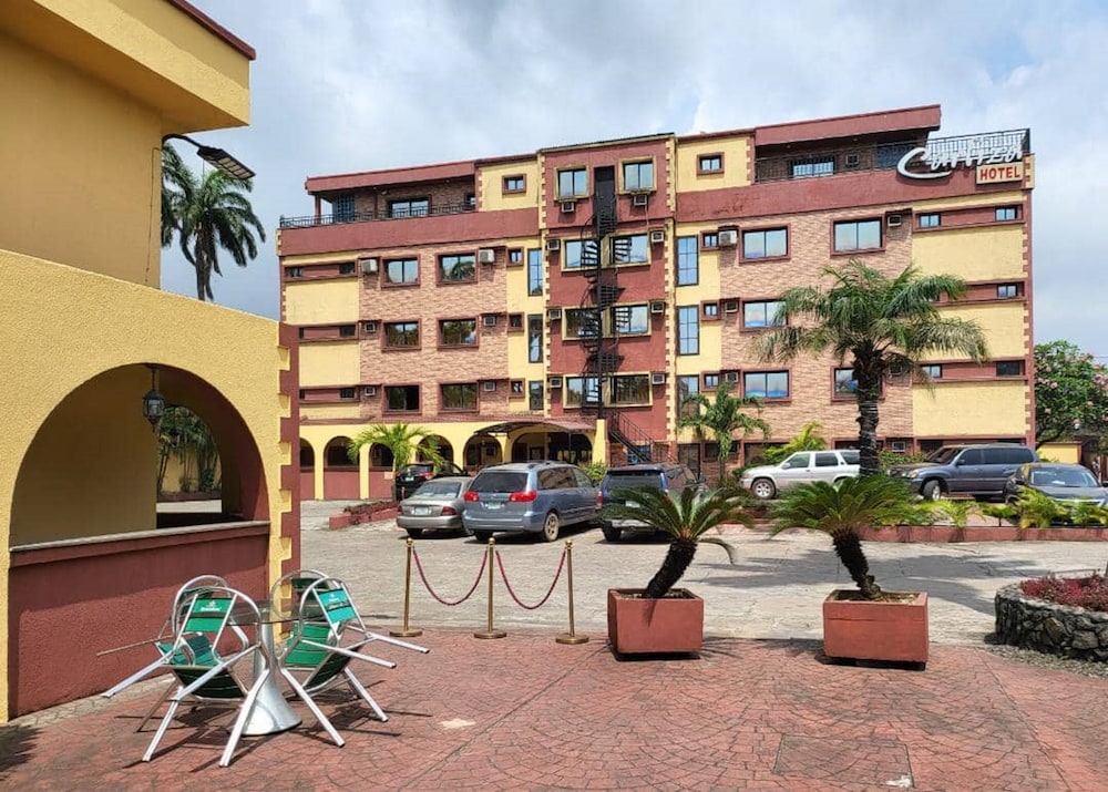 Carliza Hotel 17/21