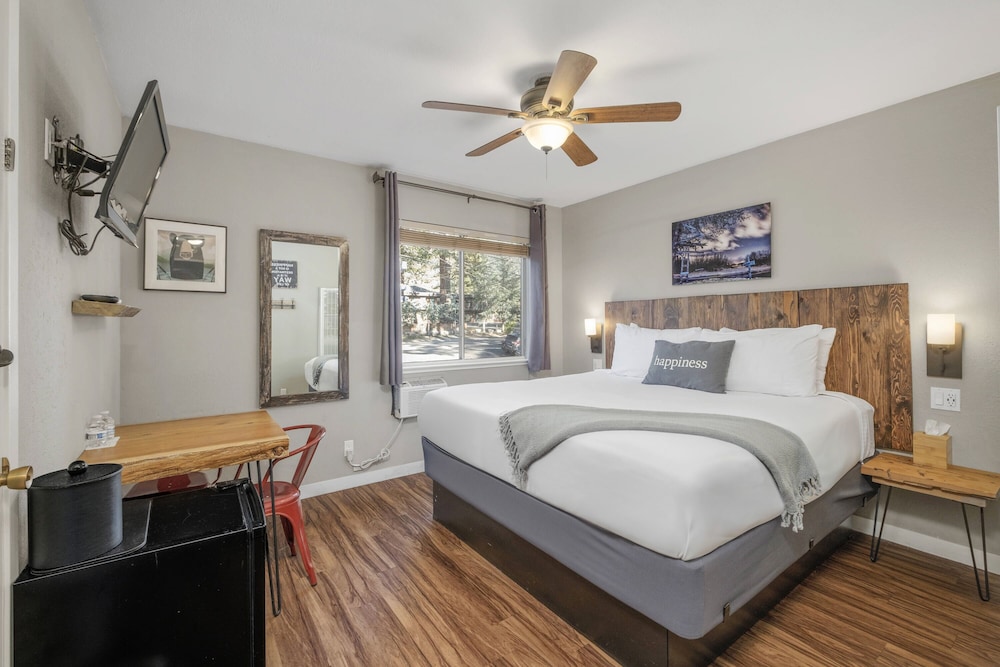 Standard, King Bed