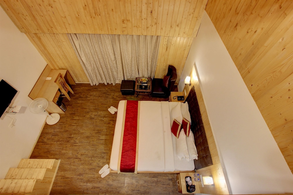 Hill County Resort 22/50